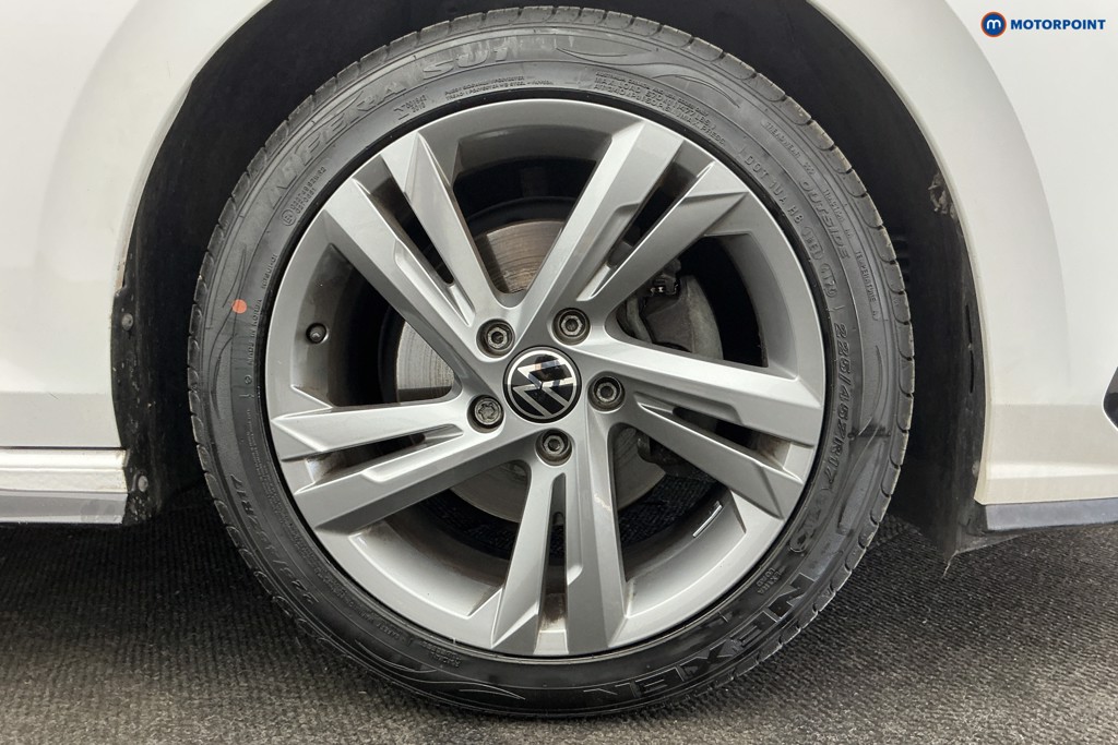 Volkswagen Golf R-Line Manual Petrol Hatchback - Stock Number (1615947) - 36th supplementary image