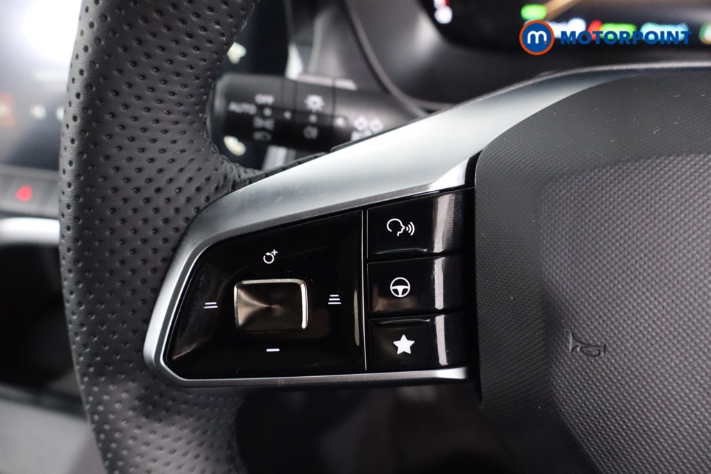 Mg Motor Uk ZS Trophy Automatic Petrol-Electric Hybrid SUV - Stock Number (1617049) - 7th supplementary image