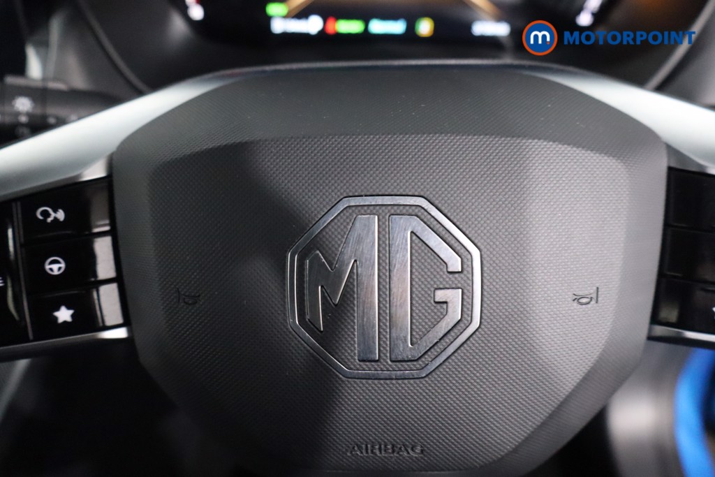 Mg Motor Uk ZS Trophy Automatic Petrol-Electric Hybrid SUV - Stock Number (1617049) - 13th supplementary image