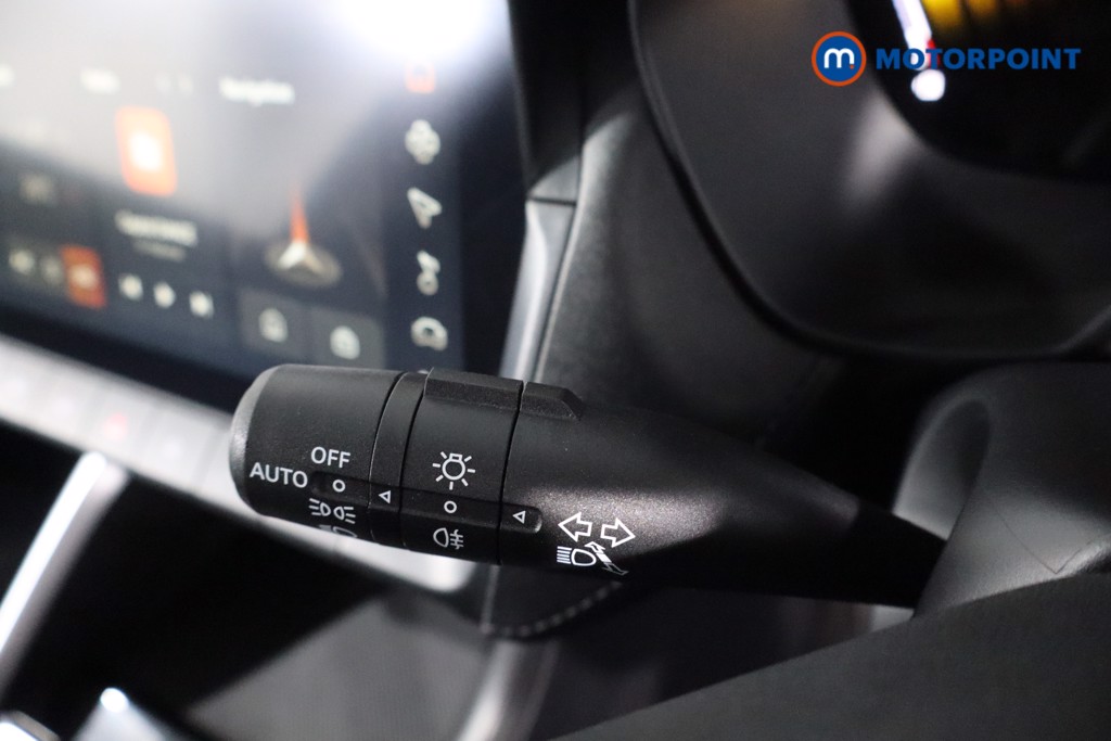 Mg Motor Uk ZS Trophy Automatic Petrol-Electric Hybrid SUV - Stock Number (1617049) - 14th supplementary image