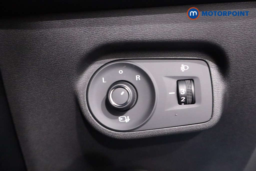 Mg Motor Uk ZS Trophy Automatic Petrol-Electric Hybrid SUV - Stock Number (1617049) - 17th supplementary image