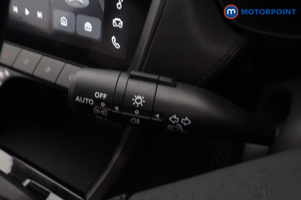 Mg Motor Uk ZS Trophy Automatic Petrol-Electric Hybrid SUV - Stock Number (1617068) - 16th supplementary image