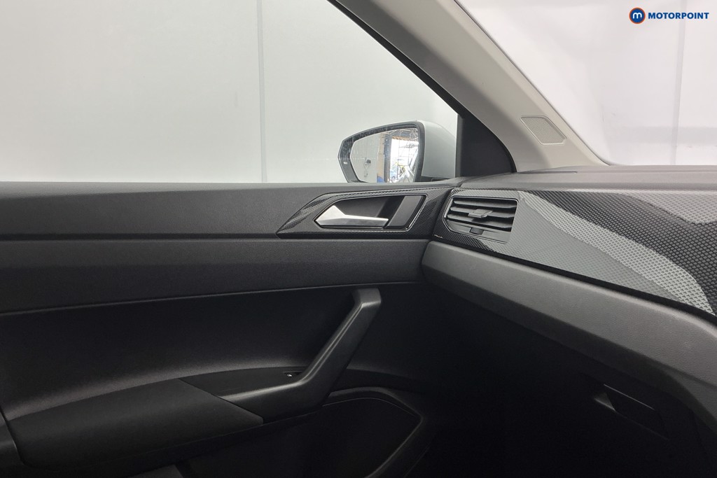 Volkswagen Polo Life Automatic Petrol Hatchback - Stock Number (1617471) - 21st supplementary image