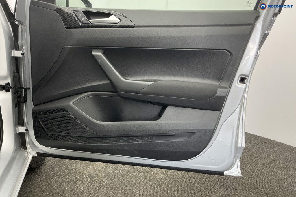 Volkswagen Polo Life Automatic Petrol Hatchback - Stock Number (1617471) - 25th supplementary image