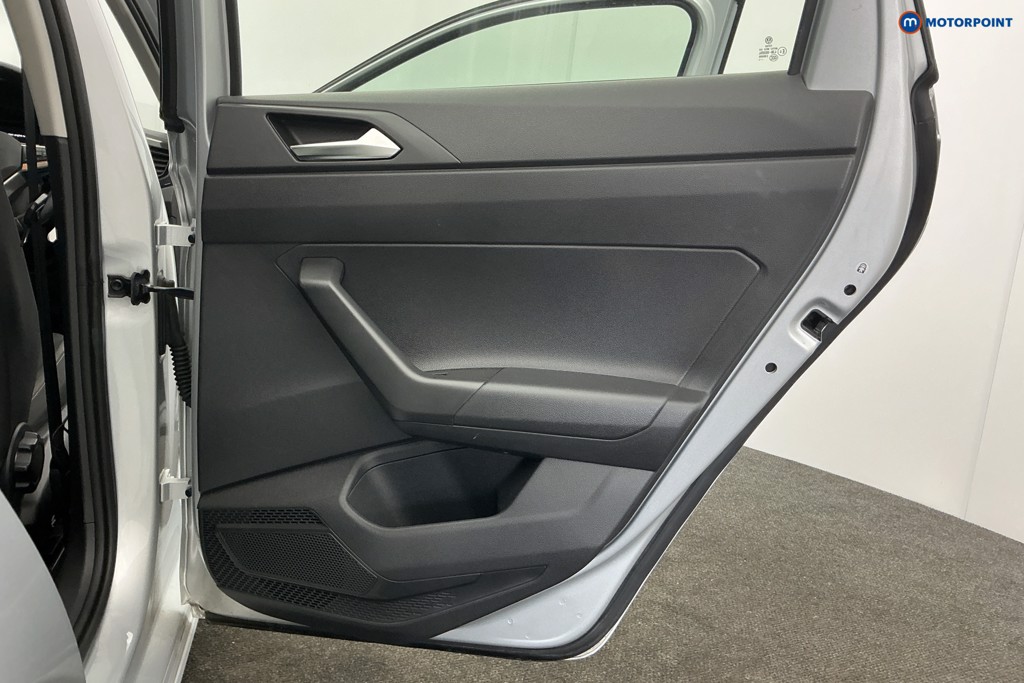 Volkswagen Polo Life Automatic Petrol Hatchback - Stock Number (1617471) - 28th supplementary image