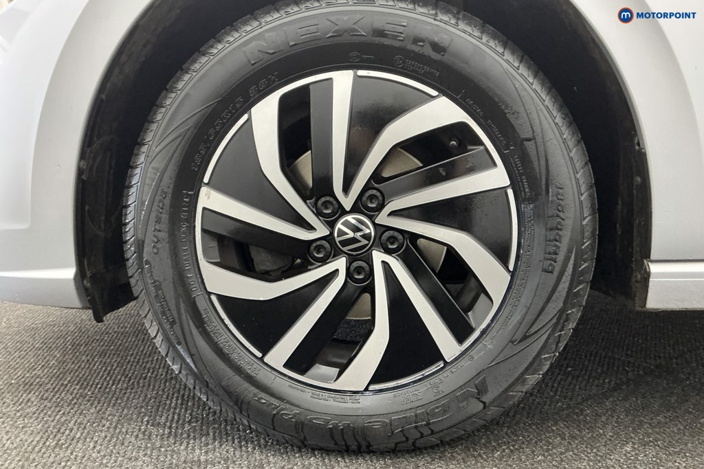 Volkswagen Polo Life Automatic Petrol Hatchback - Stock Number (1617471) - 33rd supplementary image