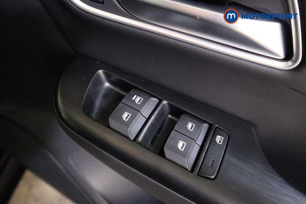 Mg Motor Uk ZS Trophy Automatic Petrol-Electric Hybrid SUV - Stock Number (1617565) - 14th supplementary image