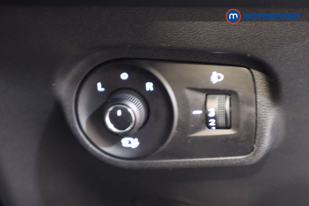 Mg Motor Uk ZS Trophy Automatic Petrol-Electric Hybrid SUV - Stock Number (1617853) - 12th supplementary image