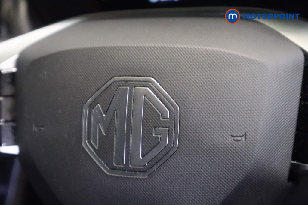 Mg Motor Uk ZS Trophy Automatic Petrol-Electric Hybrid SUV - Stock Number (1617853) - 14th supplementary image
