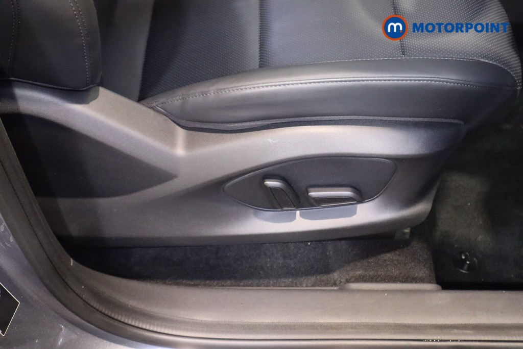 Mg Motor Uk ZS Trophy Automatic Petrol-Electric Hybrid SUV - Stock Number (1617853) - 16th supplementary image