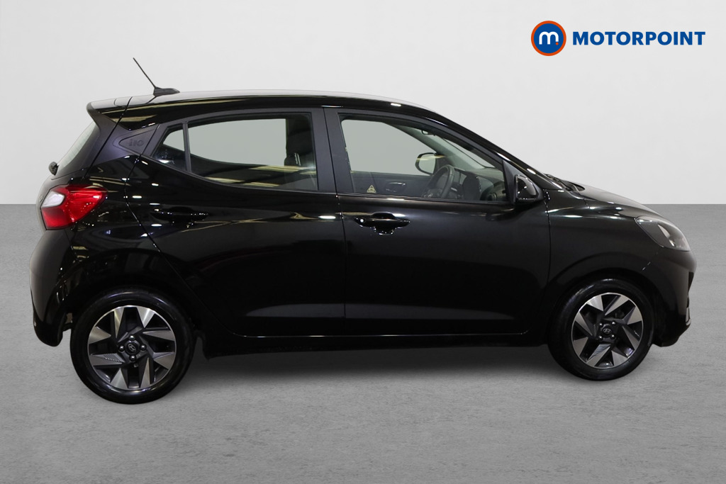 Hyundai I10 Advance Automatic Petrol Hatchback - Stock Number (1618080) - Drivers side