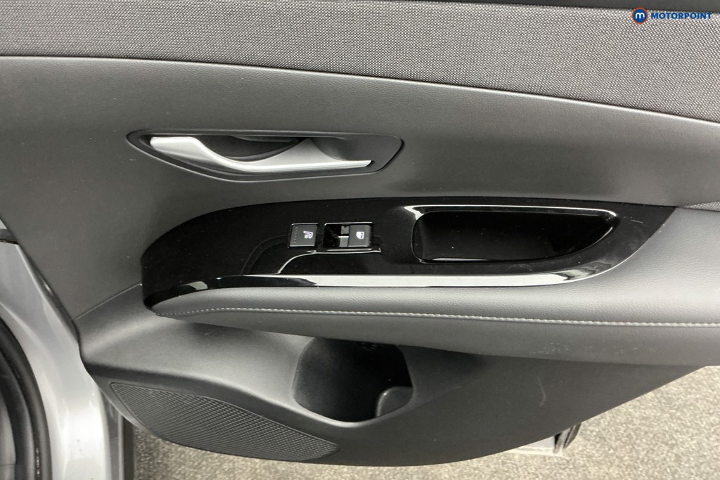 Hyundai Tucson Premium Automatic Petrol-Electric Hybrid SUV - Stock Number (1618274) - 32nd supplementary image