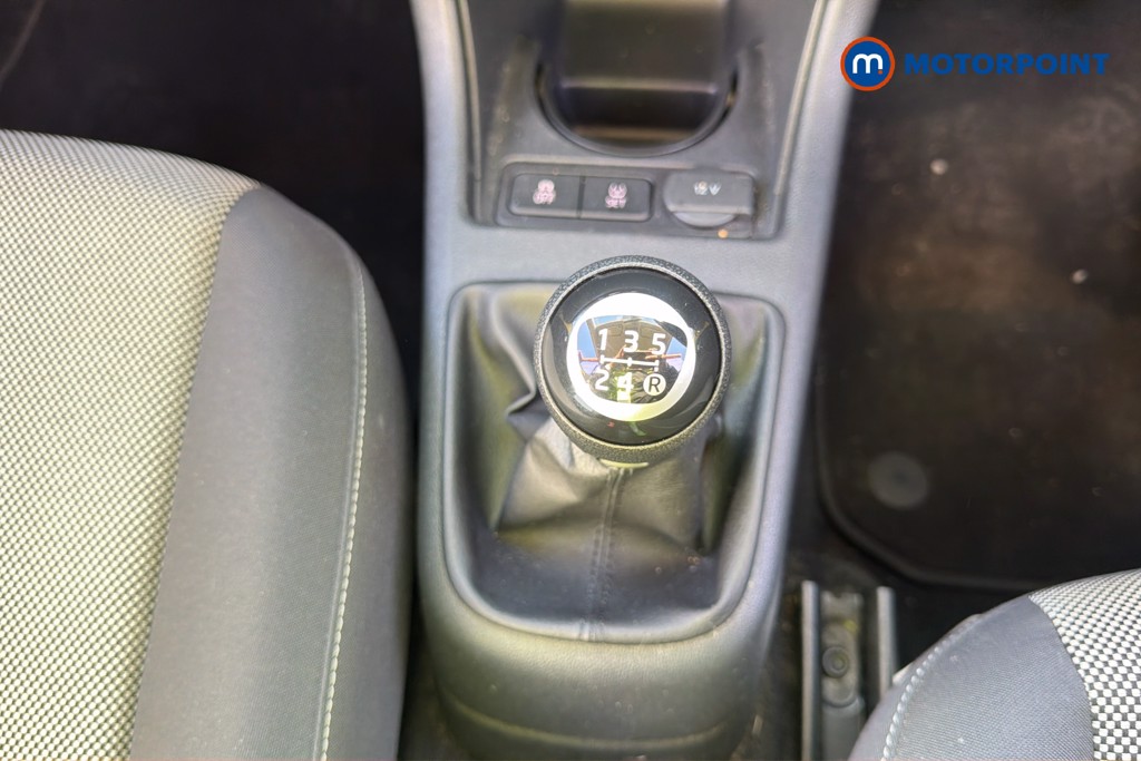 Volkswagen UP Look Up Manual Petrol Hatchback - Stock Number (1618807) - 15th supplementary image