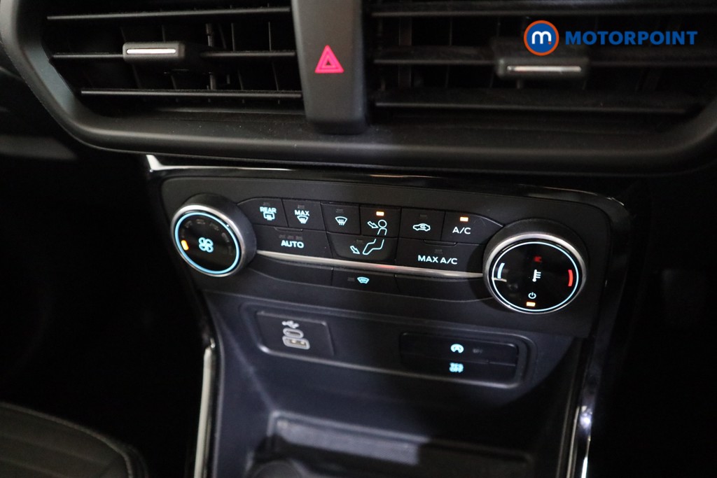 Ford Ecosport Titanium Manual Petrol SUV - Stock Number (1618949) - 7th supplementary image