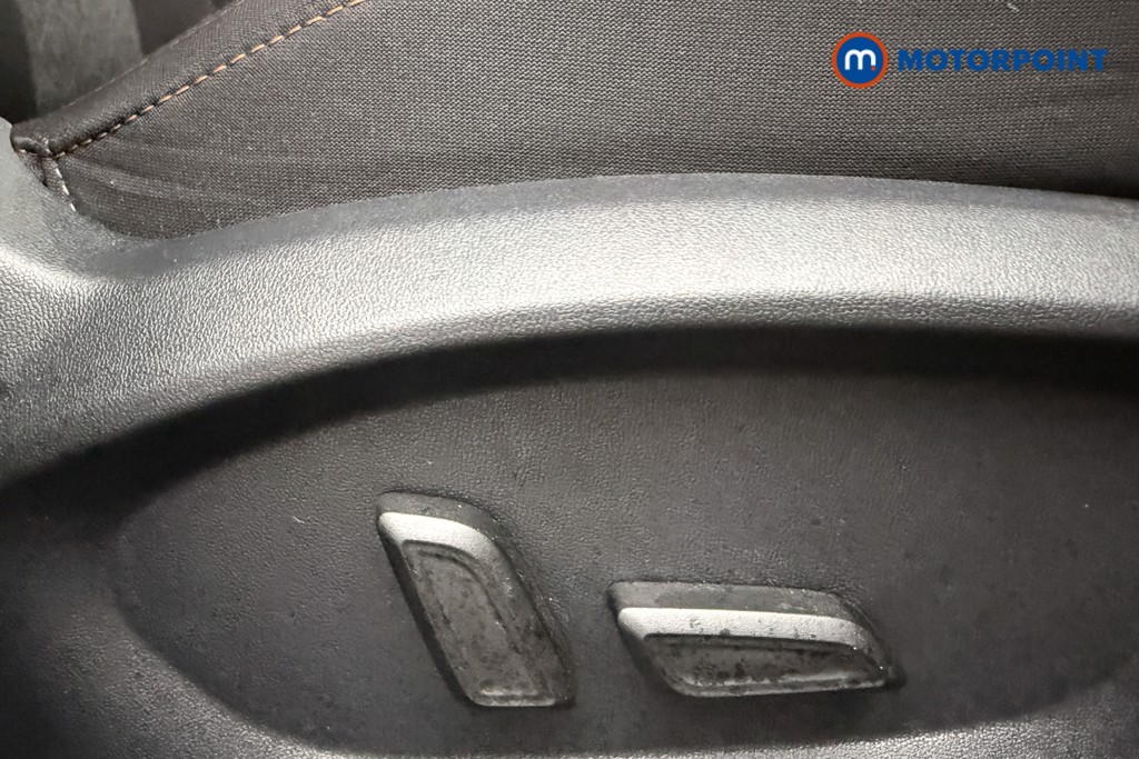 Mg Motor Uk HS SE Automatic Petrol-Electric Hybrid SUV - Stock Number (1619218) - 17th supplementary image