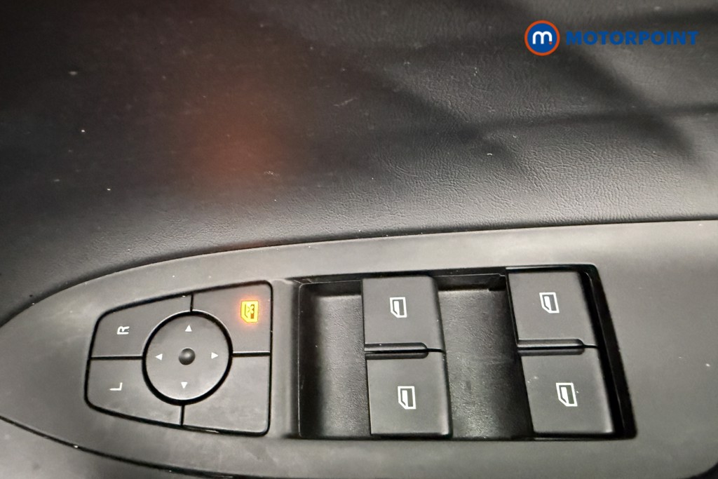 Mg Motor Uk HS SE Automatic Petrol-Electric Hybrid SUV - Stock Number (1619218) - 19th supplementary image