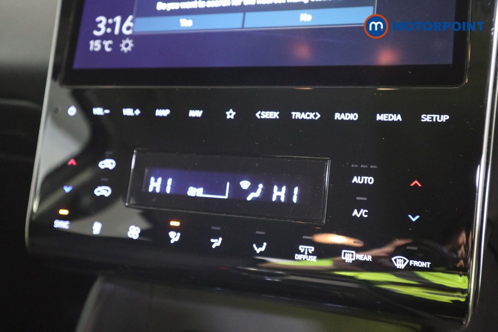 Hyundai Tucson Se Connect Manual Petrol SUV - Stock Number (1619252) - 7th supplementary image