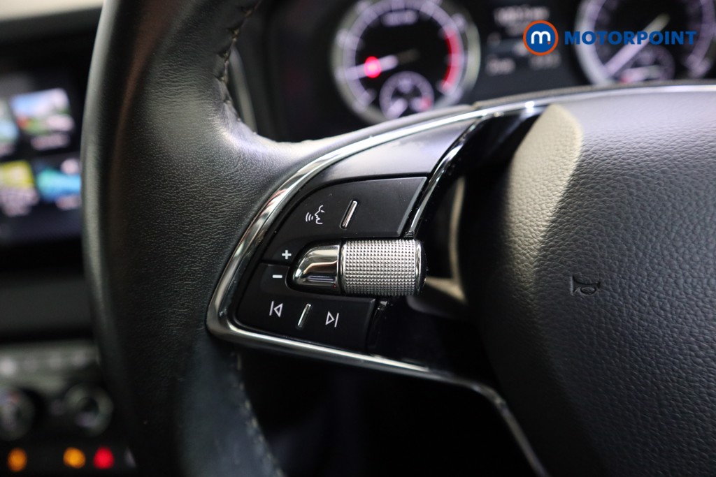 Skoda Karoq Se L Manual Petrol SUV - Stock Number (1619257) - 3rd supplementary image