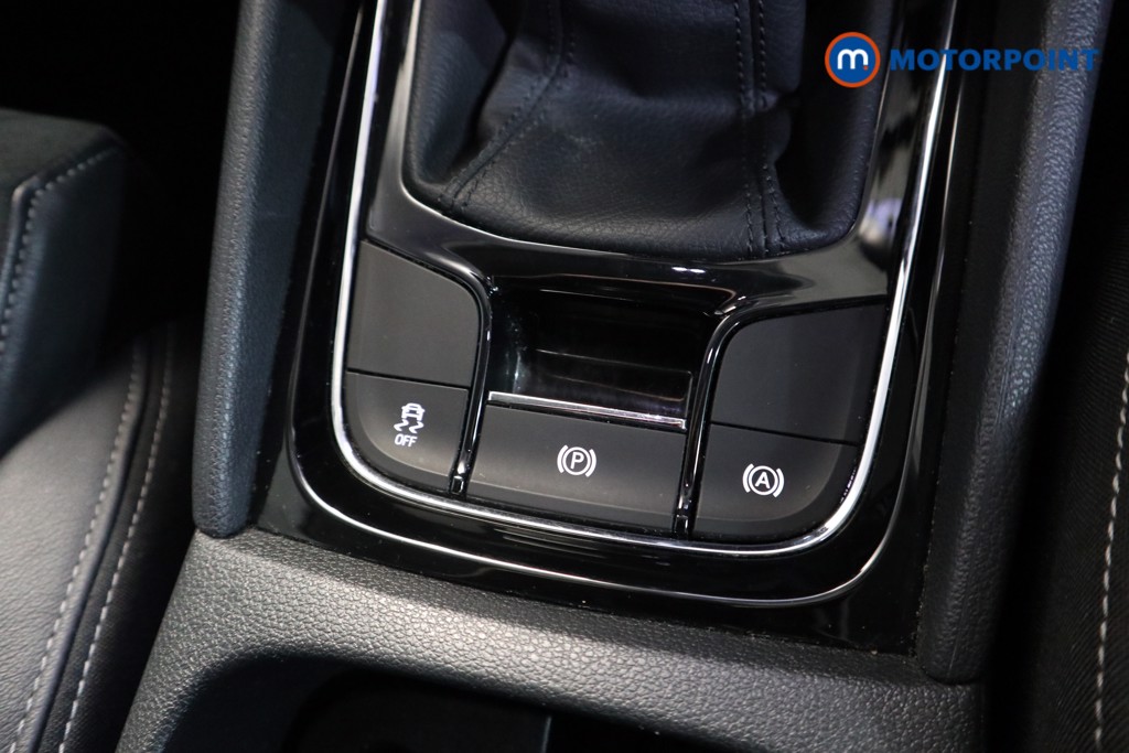 Skoda Karoq Se L Manual Petrol SUV - Stock Number (1619257) - 8th supplementary image