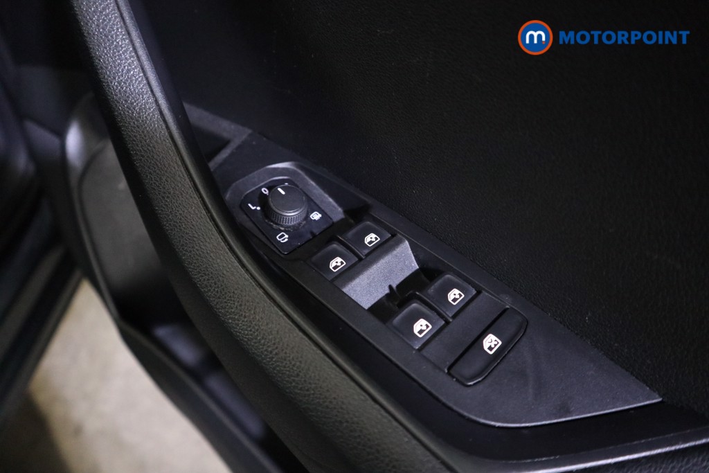 Skoda Karoq Se L Manual Petrol SUV - Stock Number (1619257) - 13th supplementary image