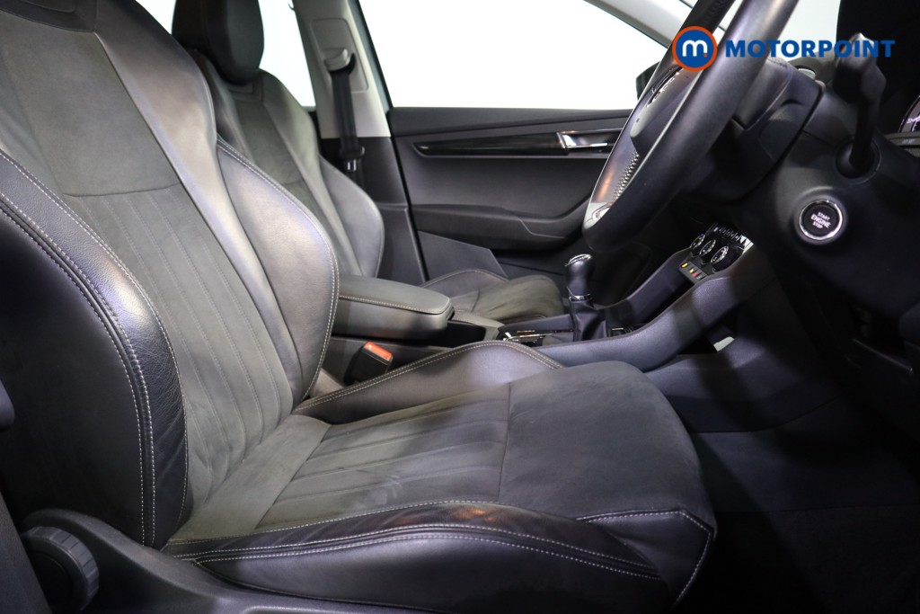 Skoda Karoq Se L Manual Petrol SUV - Stock Number (1619257) - 14th supplementary image