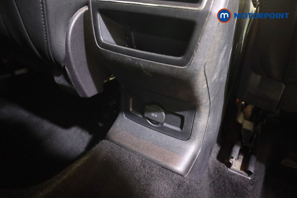 Skoda Karoq Se L Manual Petrol SUV - Stock Number (1619257) - 17th supplementary image