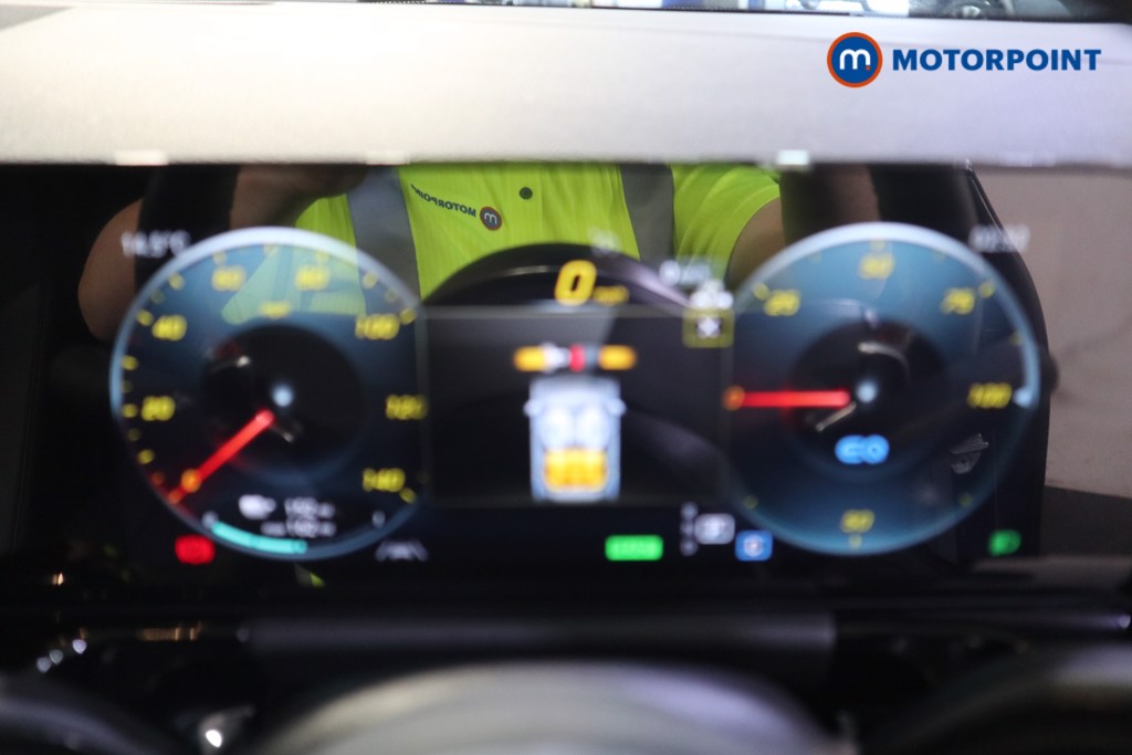 Mercedes-Benz EQA Amg Line Automatic Electric SUV - Stock Number (1619923) - 4th supplementary image