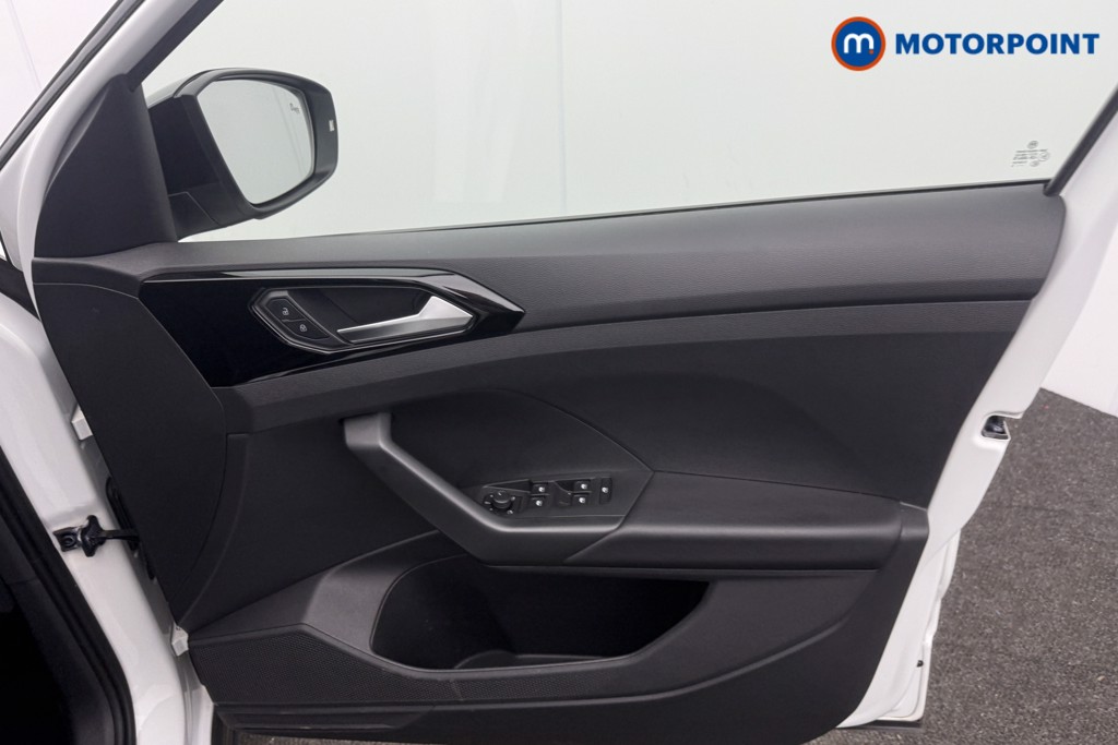 Volkswagen T-Cross Black Edition Manual Petrol SUV - Stock Number (1620381) - 8th supplementary image