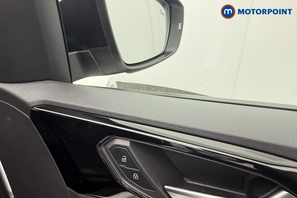 Volkswagen T-Cross Black Edition Manual Petrol SUV - Stock Number (1620381) - 10th supplementary image