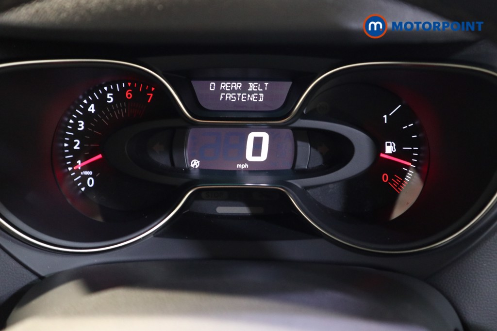 Renault Captur Iconic Manual Petrol SUV - Stock Number (1620709) - 5th supplementary image