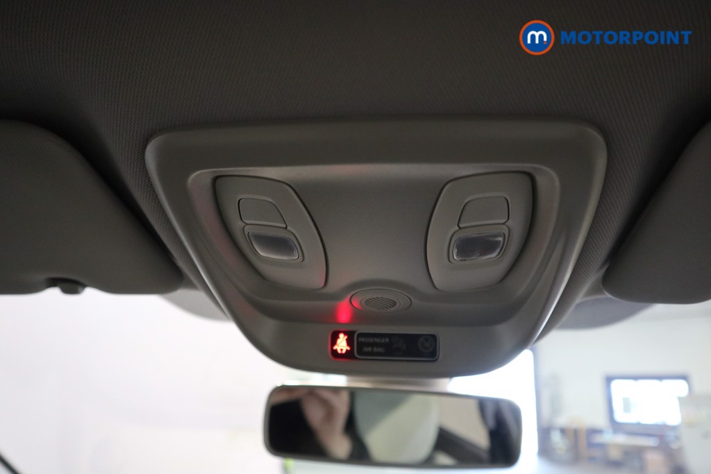 Renault Captur Iconic Manual Petrol SUV - Stock Number (1620709) - 10th supplementary image