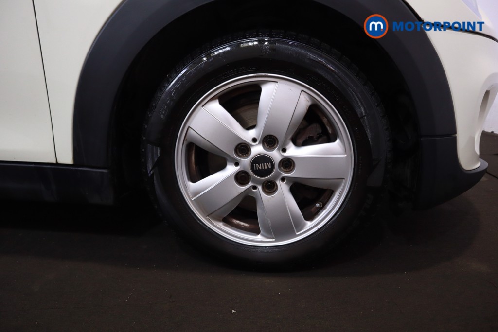 Mini Hatchback Cooper Classic Manual Petrol Hatchback - Stock Number (1620855) - 32nd supplementary image