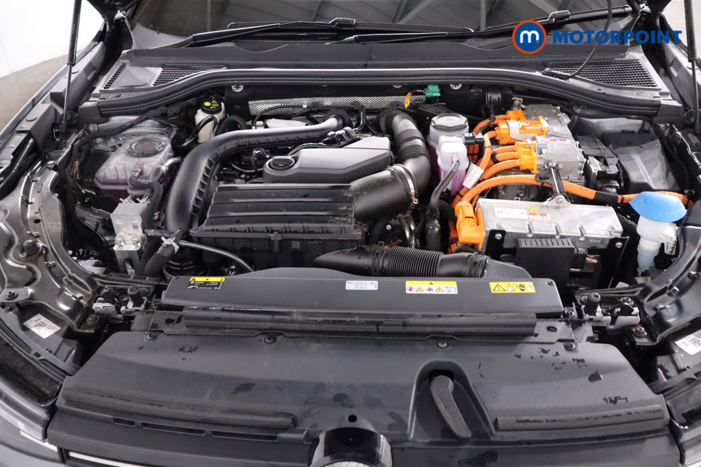 Volkswagen Passat Life Automatic Petrol Plug-In Hybrid Estate - Stock Number (1620872) - 34th supplementary image