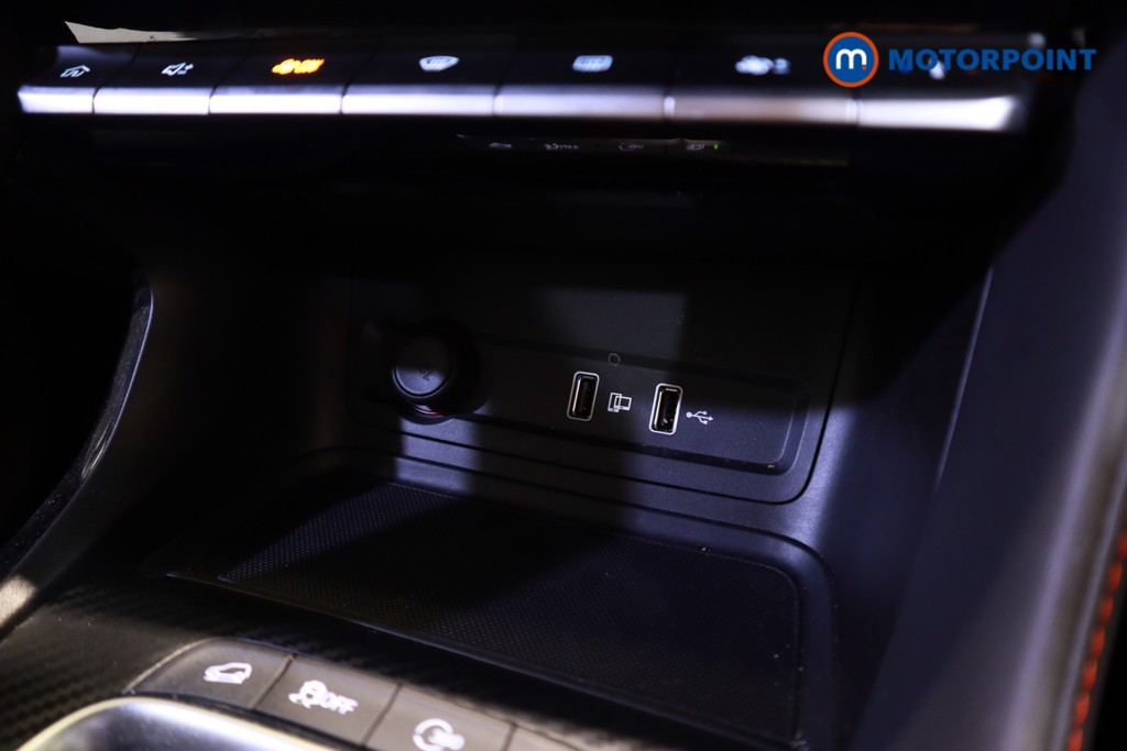 Mg Motor Uk ZS Exclusive Automatic Petrol SUV - Stock Number (1621160) - 18th supplementary image