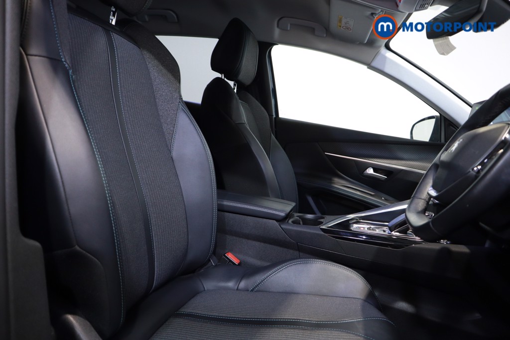 Peugeot 3008 Allure Automatic Petrol Plug-In Hybrid SUV - Stock Number (1621162) - 5th supplementary image