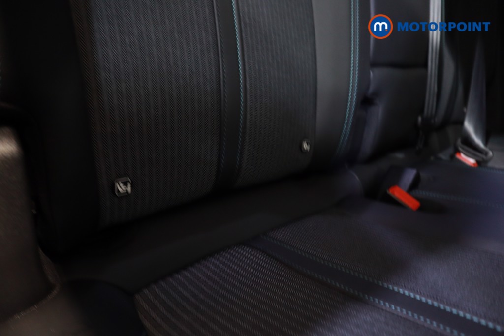 Peugeot 3008 Allure Automatic Petrol Plug-In Hybrid SUV - Stock Number (1621162) - 23rd supplementary image