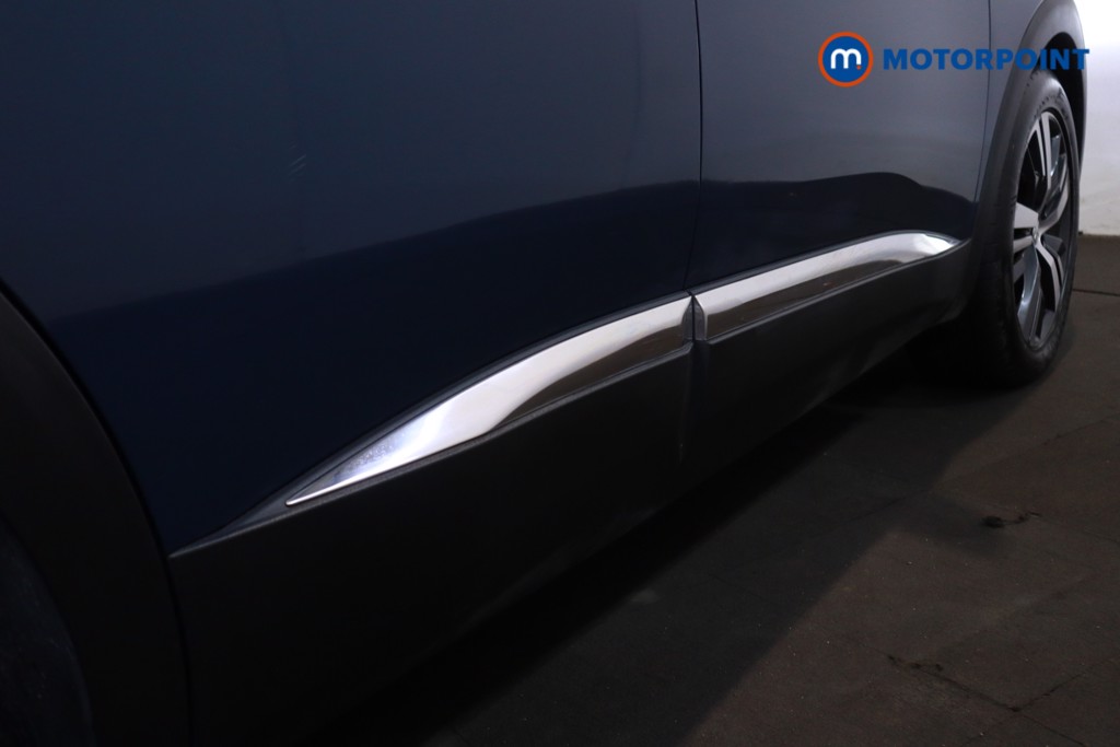 Peugeot 3008 Allure Automatic Petrol Plug-In Hybrid SUV - Stock Number (1621162) - 32nd supplementary image