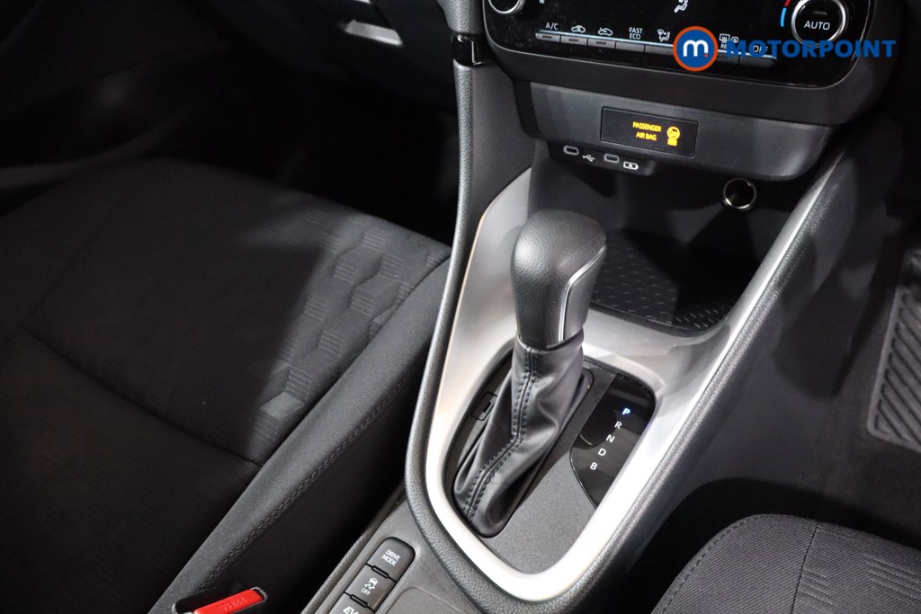 Toyota Yaris Icon Automatic Petrol-Electric Hybrid Hatchback - Stock Number (1621243) - 20th supplementary image