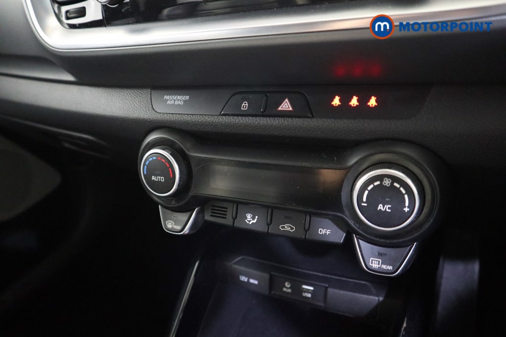 KIA Stonic 4 Manual Petrol SUV - Stock Number (1621738) - 8th supplementary image