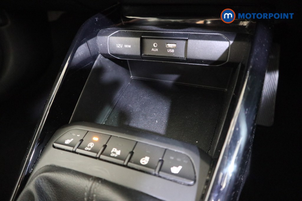 KIA Stonic 4 Manual Petrol SUV - Stock Number (1621738) - 9th supplementary image