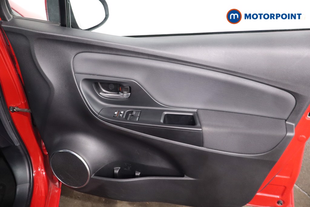 Toyota Yaris Y20 Automatic Petrol-Electric Hybrid Hatchback - Stock Number (1622207) - 24th supplementary image