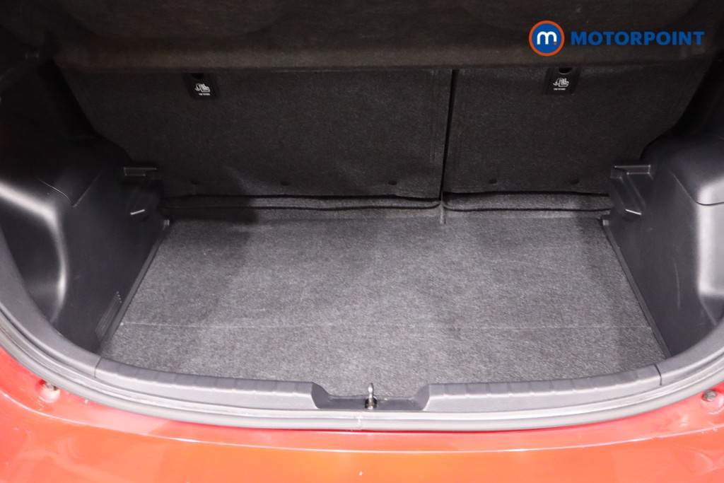 Toyota Yaris Y20 Automatic Petrol-Electric Hybrid Hatchback - Stock Number (1622207) - 39th supplementary image