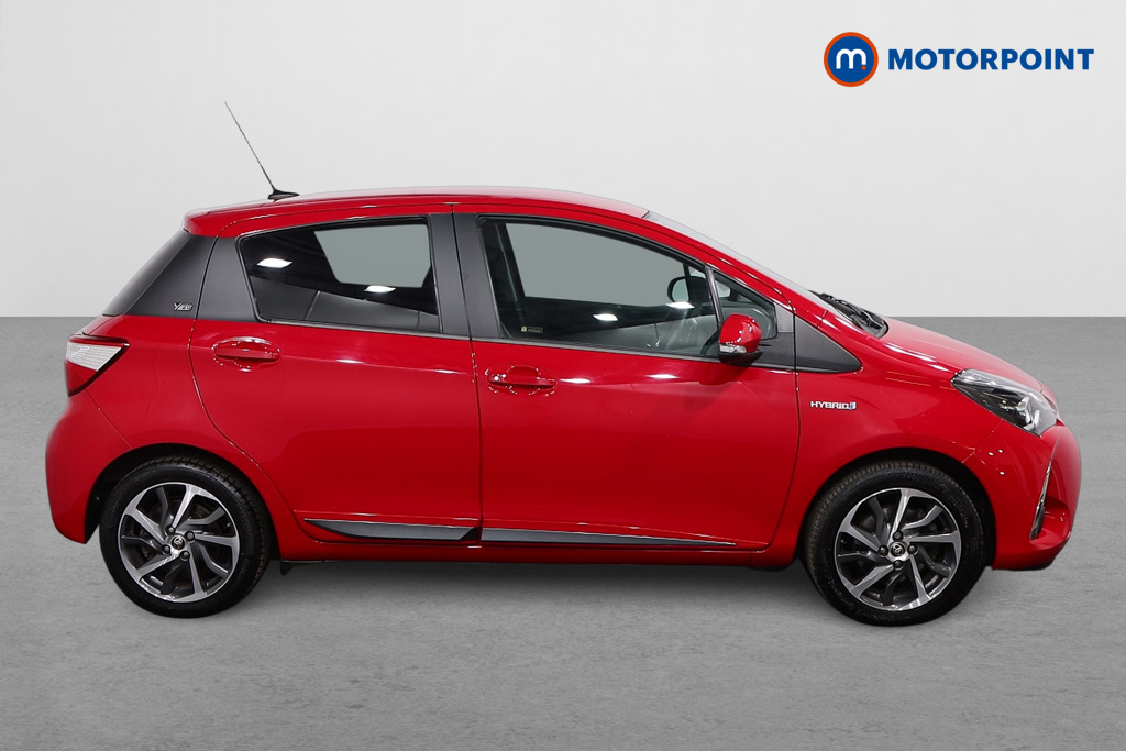 Toyota Yaris Y20 Automatic Petrol-Electric Hybrid Hatchback - Stock Number (1622207) - Drivers side
