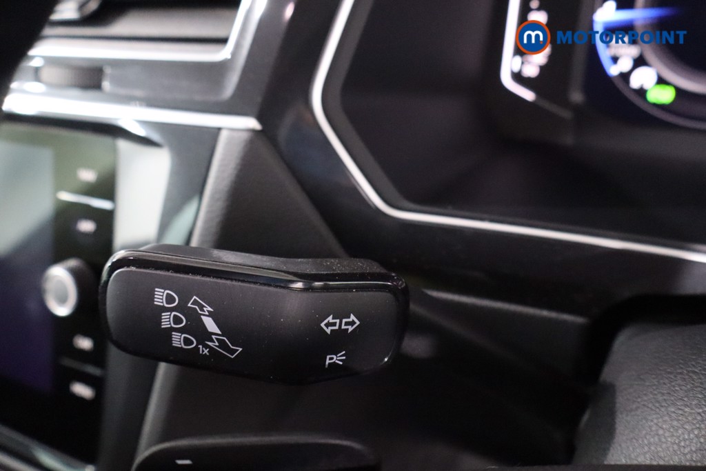 Volkswagen Tiguan Elegance Automatic Petrol SUV - Stock Number (1622591) - 14th supplementary image