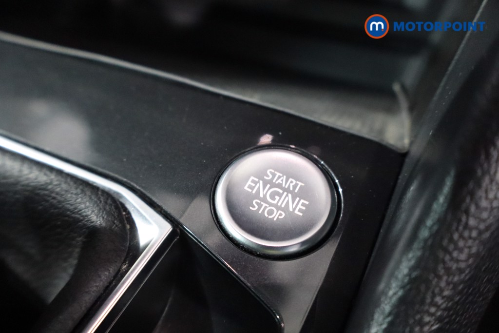 Volkswagen Tiguan Elegance Automatic Petrol SUV - Stock Number (1622591) - 22nd supplementary image