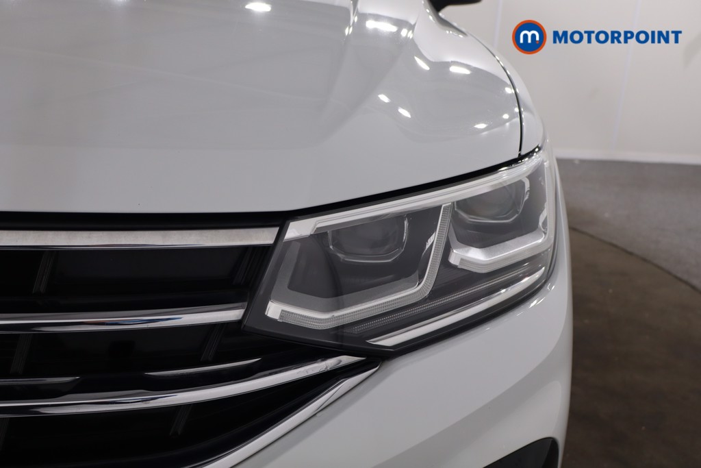 Volkswagen Tiguan Elegance Automatic Petrol SUV - Stock Number (1622591) - 32nd supplementary image