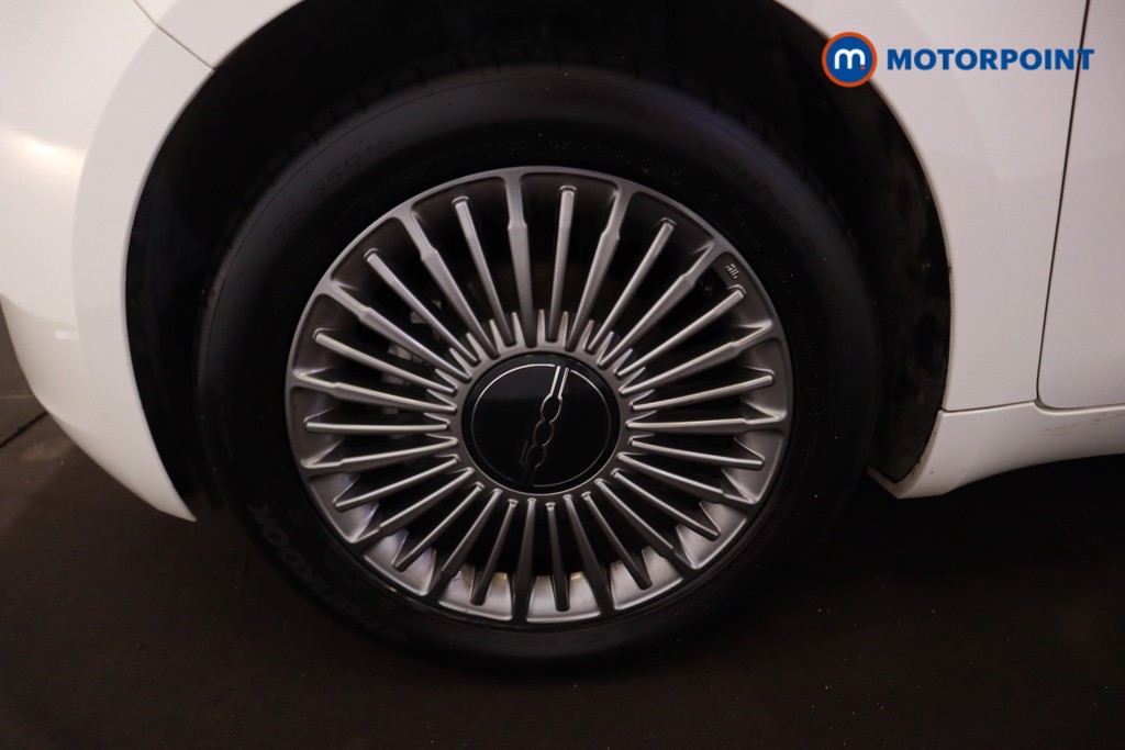 Fiat 500 RED Automatic Electric Hatchback - Stock Number (1622607) - 29th supplementary image