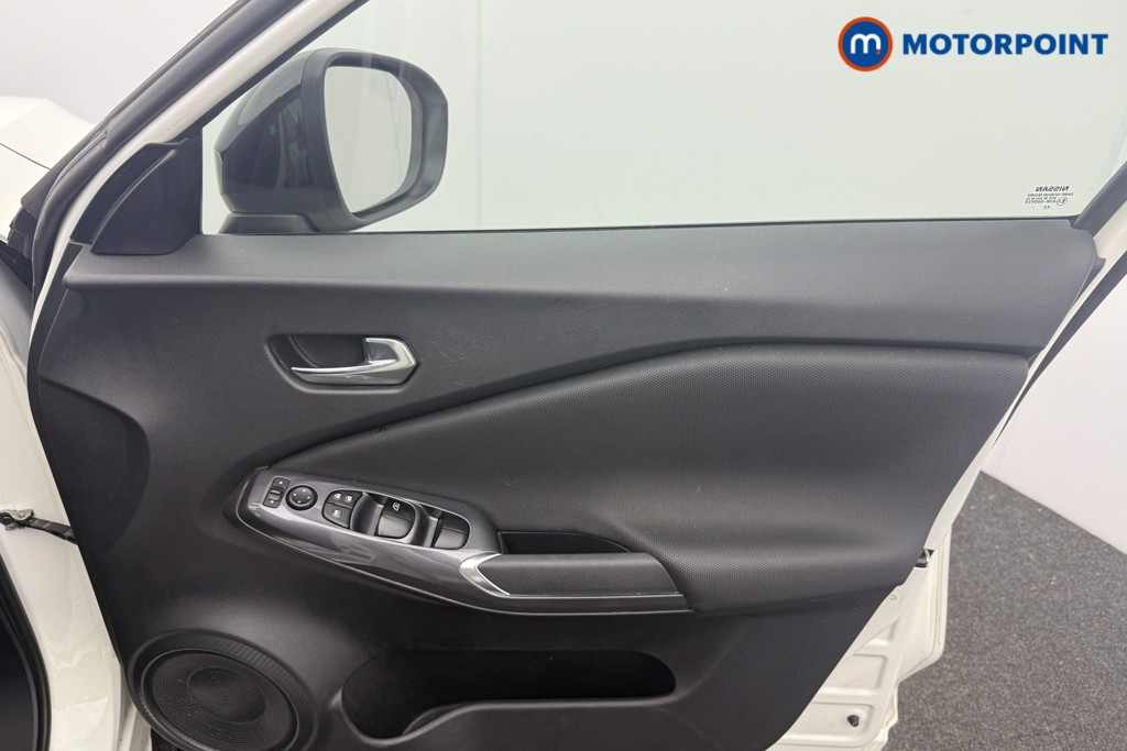 Nissan Juke Acenta Automatic Petrol SUV - Stock Number (1622682) - 9th supplementary image