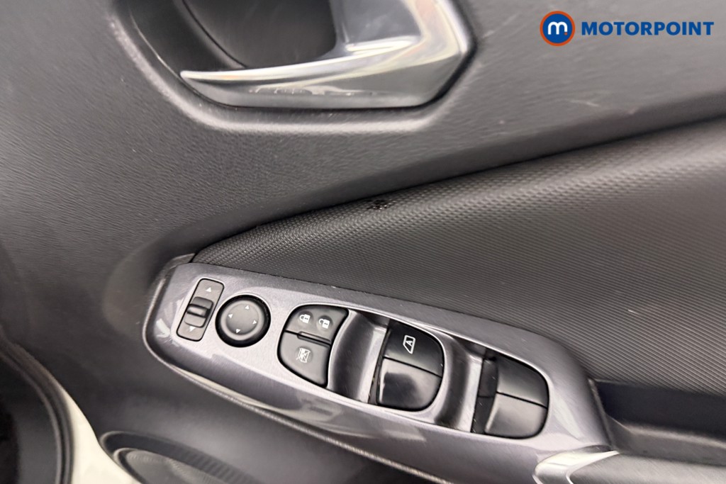 Nissan Juke Acenta Automatic Petrol SUV - Stock Number (1622682) - 10th supplementary image