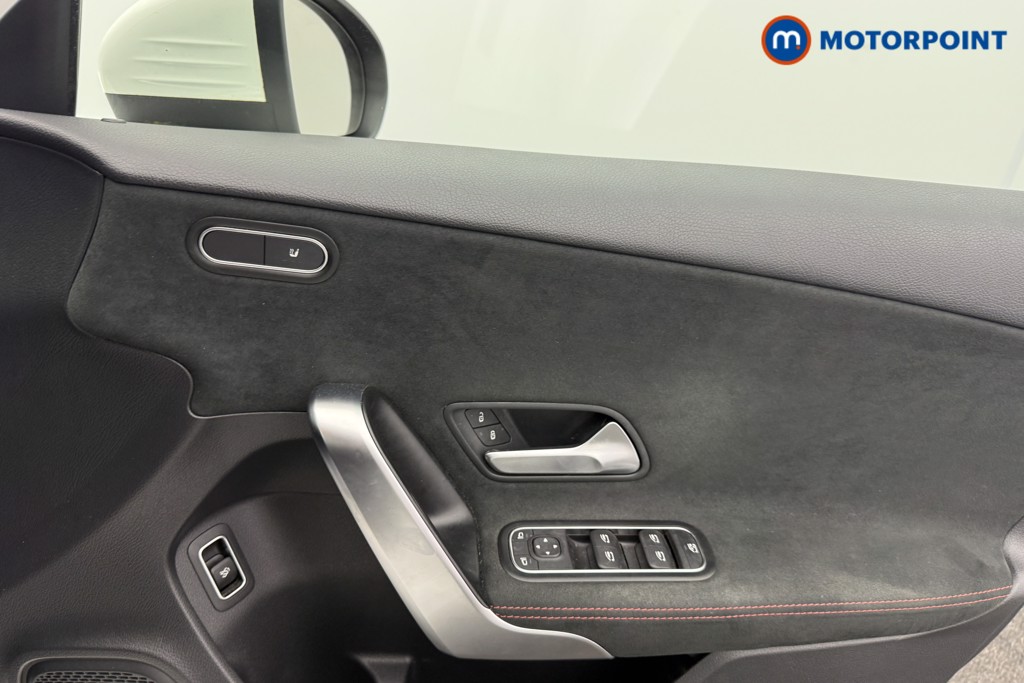 Mercedes-Benz A Class Amg Line Automatic Diesel Saloon - Stock Number (1622898) - 9th supplementary image